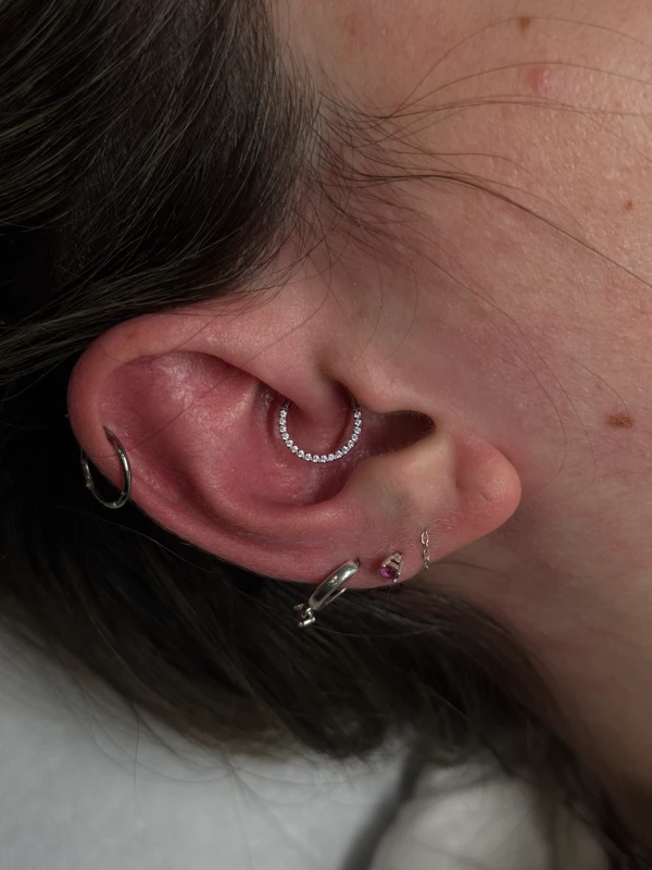 lospi body piercer Piercing Orecchio ad Arezzo e Valdichiana piercing daith
